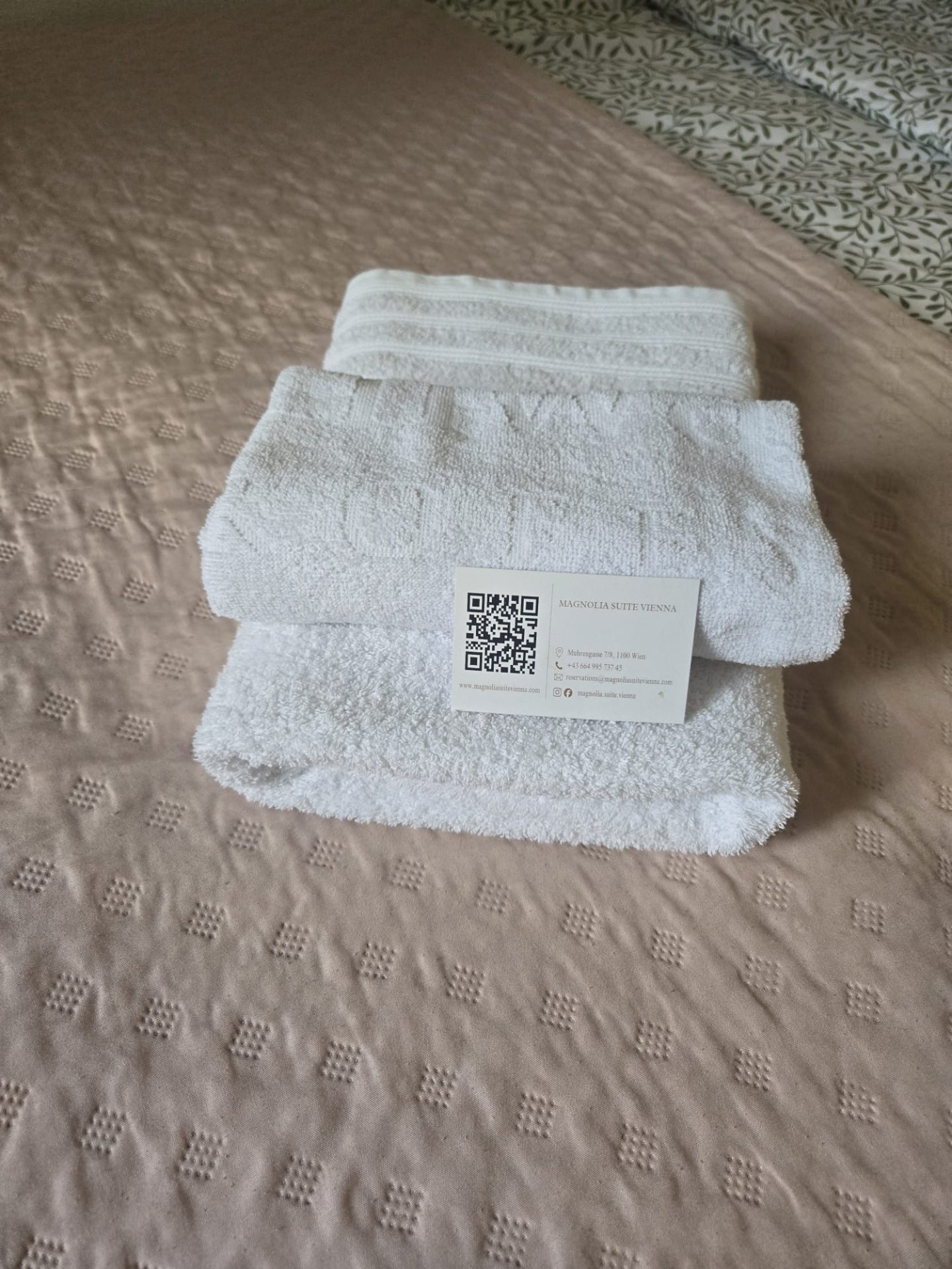 Magnolia Suite 01