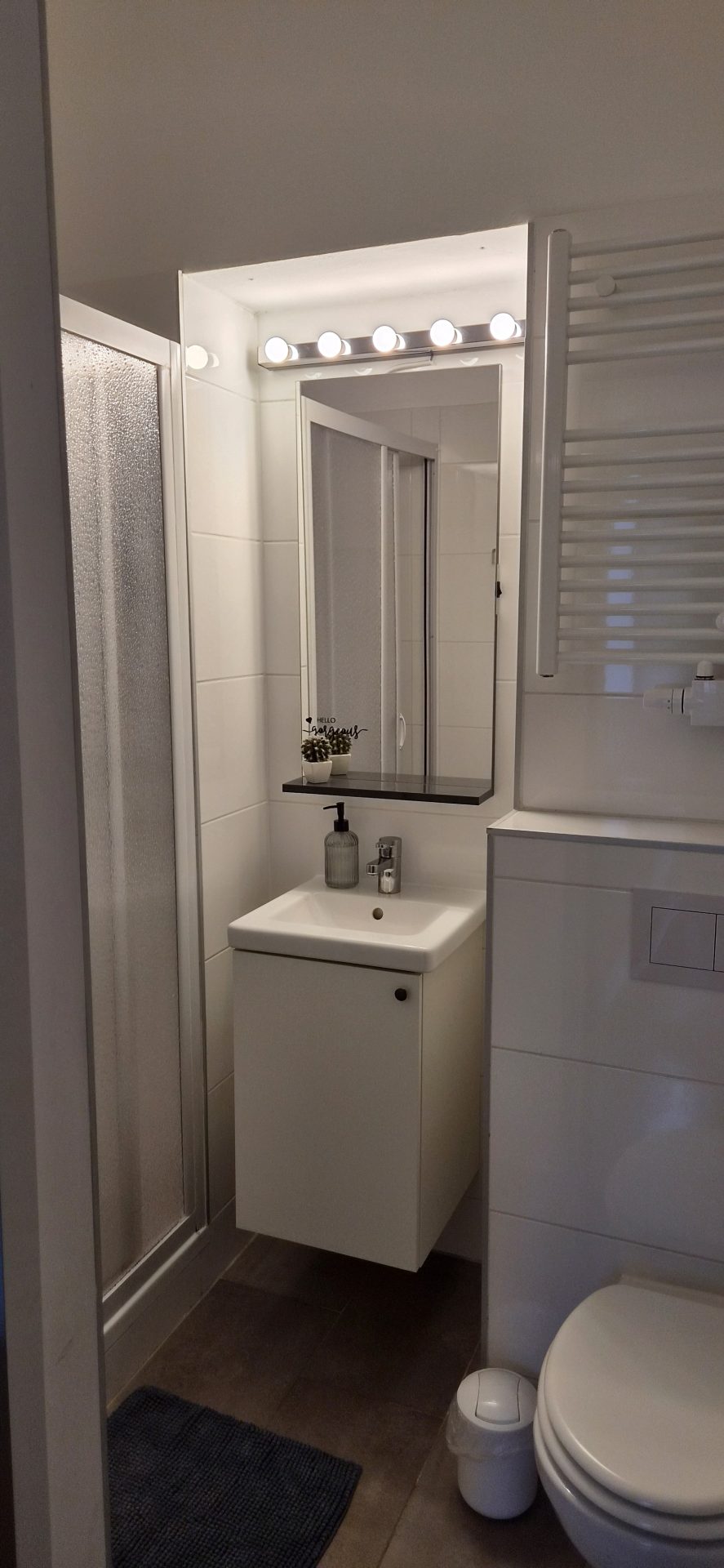 Magnolia Suite 01